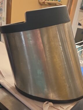 Stainless Steel Universal Black Accent Kitchen Knife Block